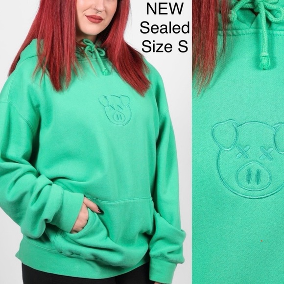 shane dawson Tops - Shane Dawson Pig Hoodie NEW SEALED Emerald Green Jeffree Star Unisex SMALL
